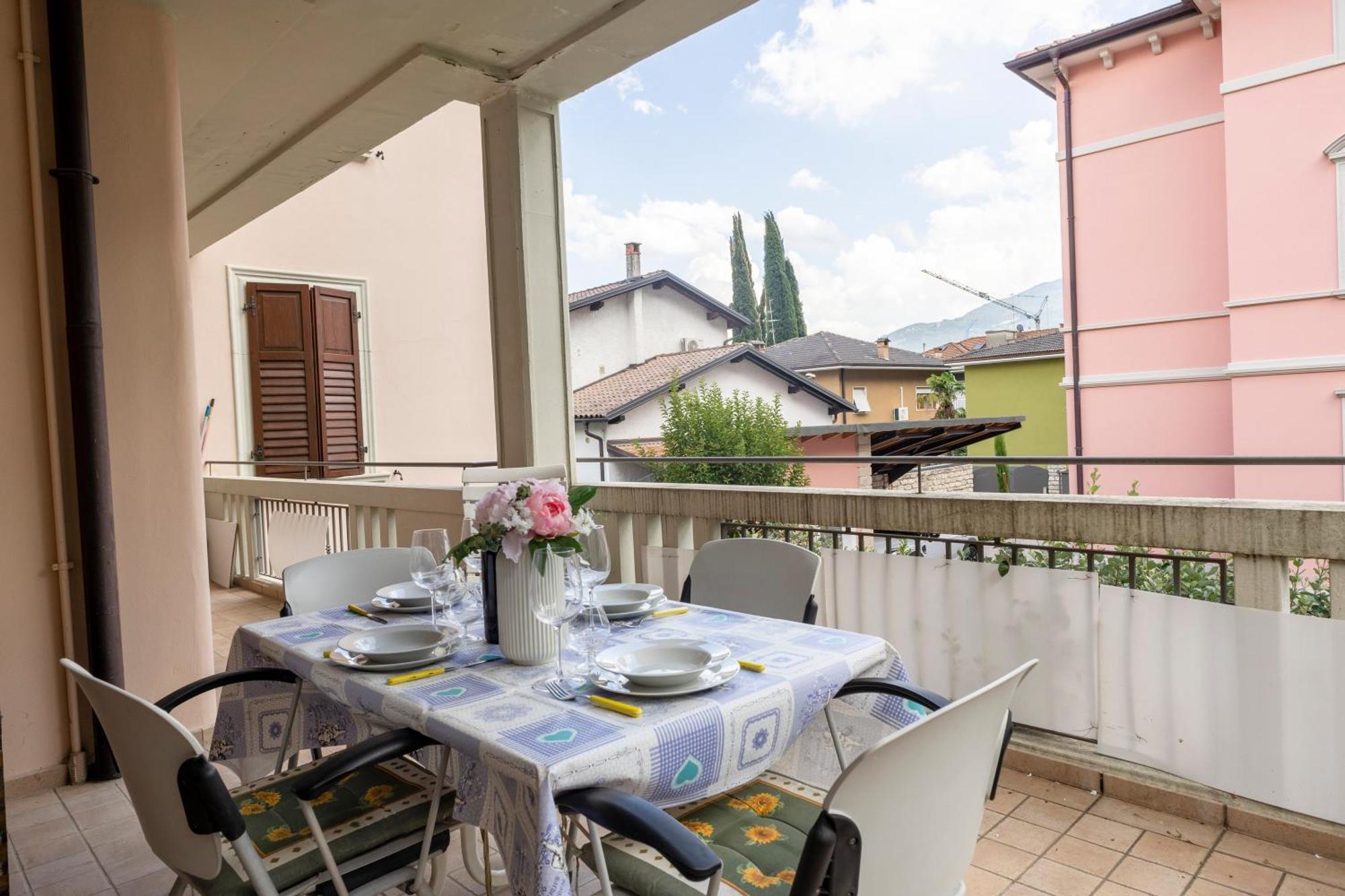 Marta - Happy Apartment Riva del Garda